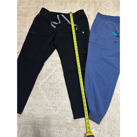 Lot of 3 FIGS Joggers Scrub Pants Women's Size Large & Large/P Excellent Cond! - Picture 12 of 16